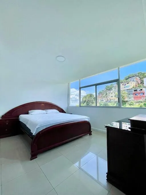 Suite De Lujo Con Hermosa Vista Guayaquil Ecuador